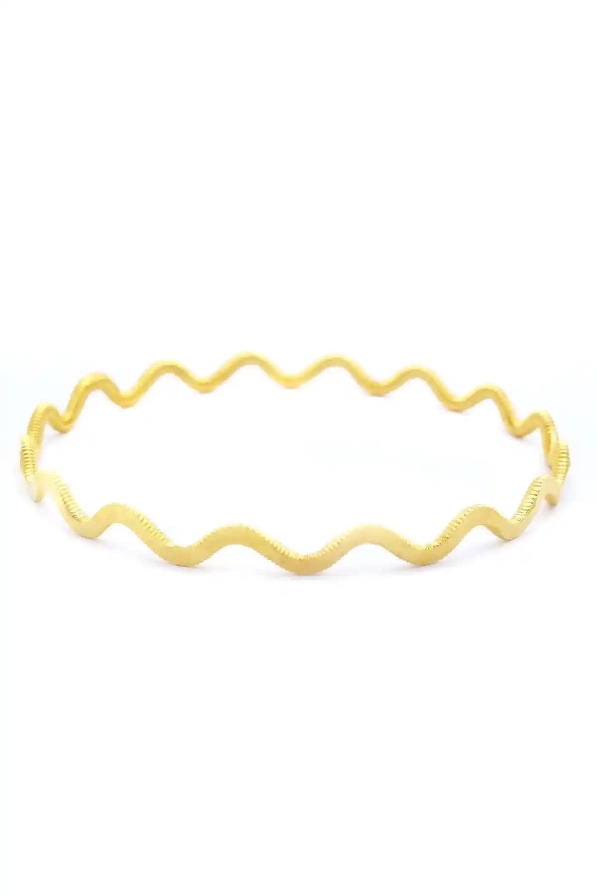 FerizZ 22 Ayar Altın Kaplama Zigzag Ajda Bilezik Günlük Şıklık ve Dayanıklılık