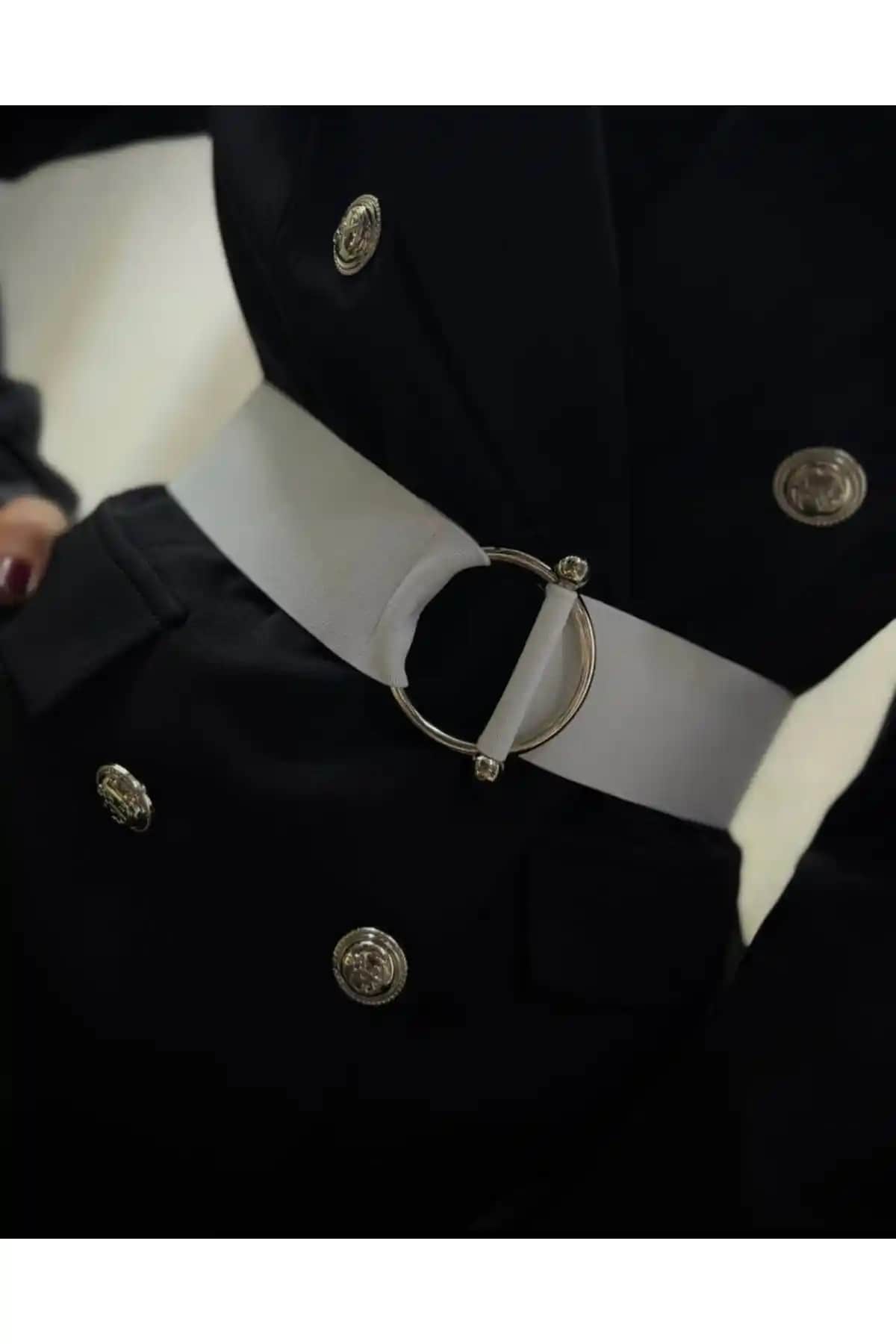 Fiori Kemerleri Karşılaştırması: Şıklık ve Konfor Açısından En Uygun Seçenekler