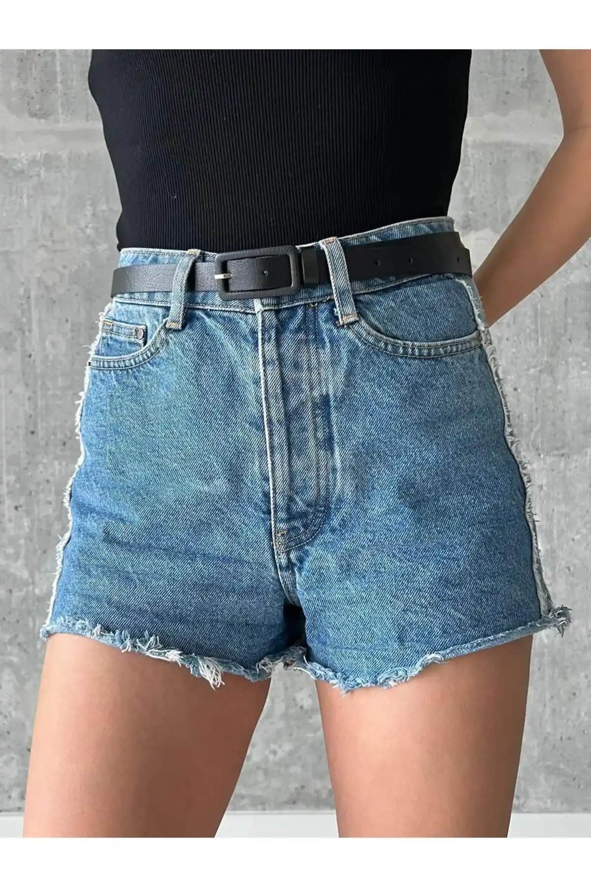 Fiori ve Gradelli Kadın Kemerleri Karşılaştırması: Stil ve Kullanım Özellikleri