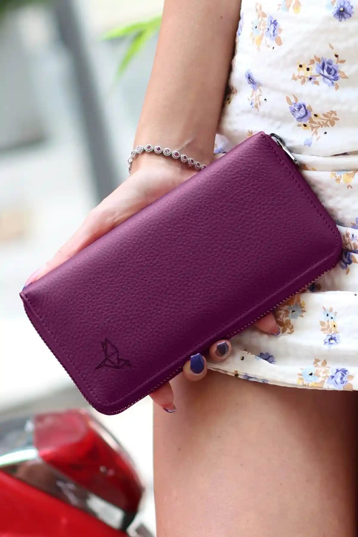 Garbalia Arthur ve Laorentou Freya Hakiki Deri Cüzdan Karşılaştırması