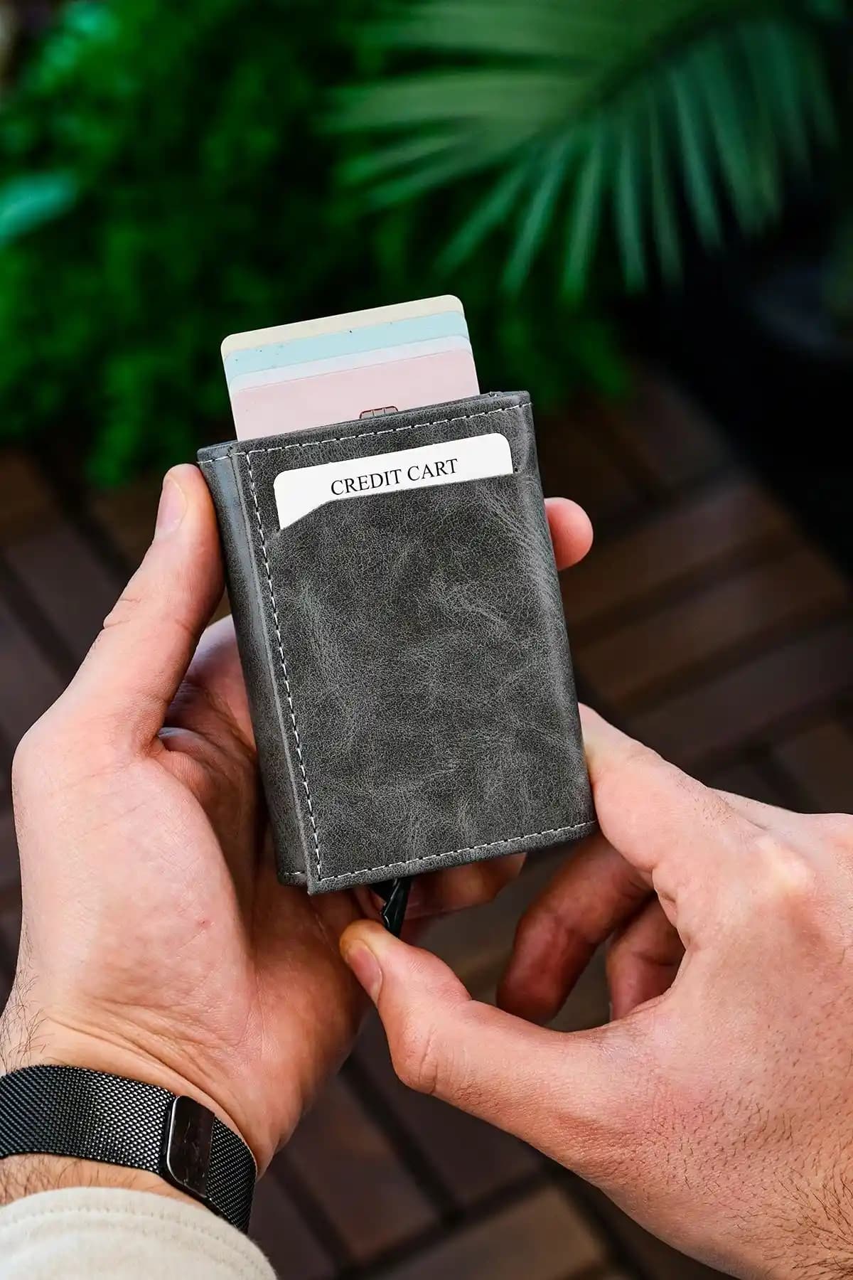 Genel Markalar Erkek Vegan Deri Kartlık Cüzdan Portföyü Modern ve Güvenli Tasarım