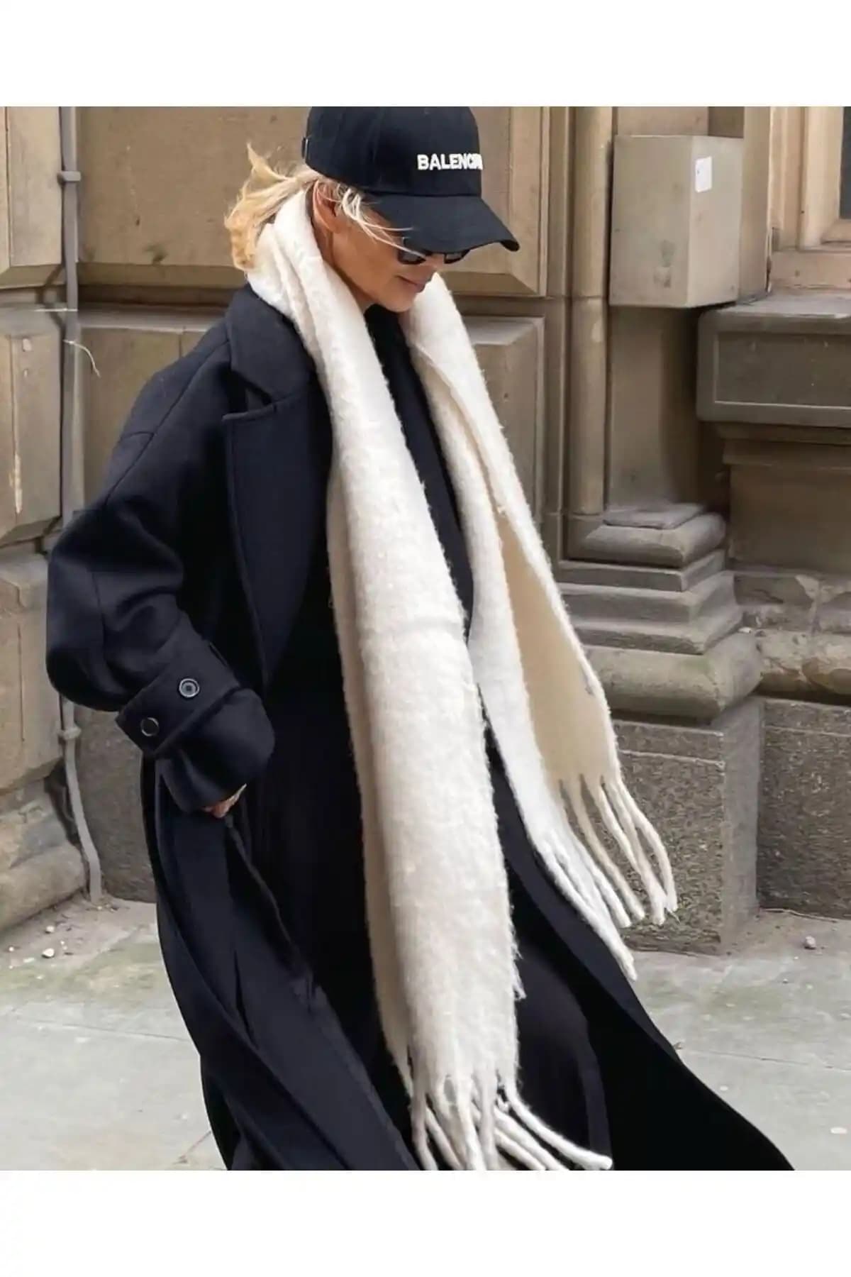 Goldmine Premium Soft Buklet Atkı ile Kış Şıklığını ve Konforunu Yakalayın