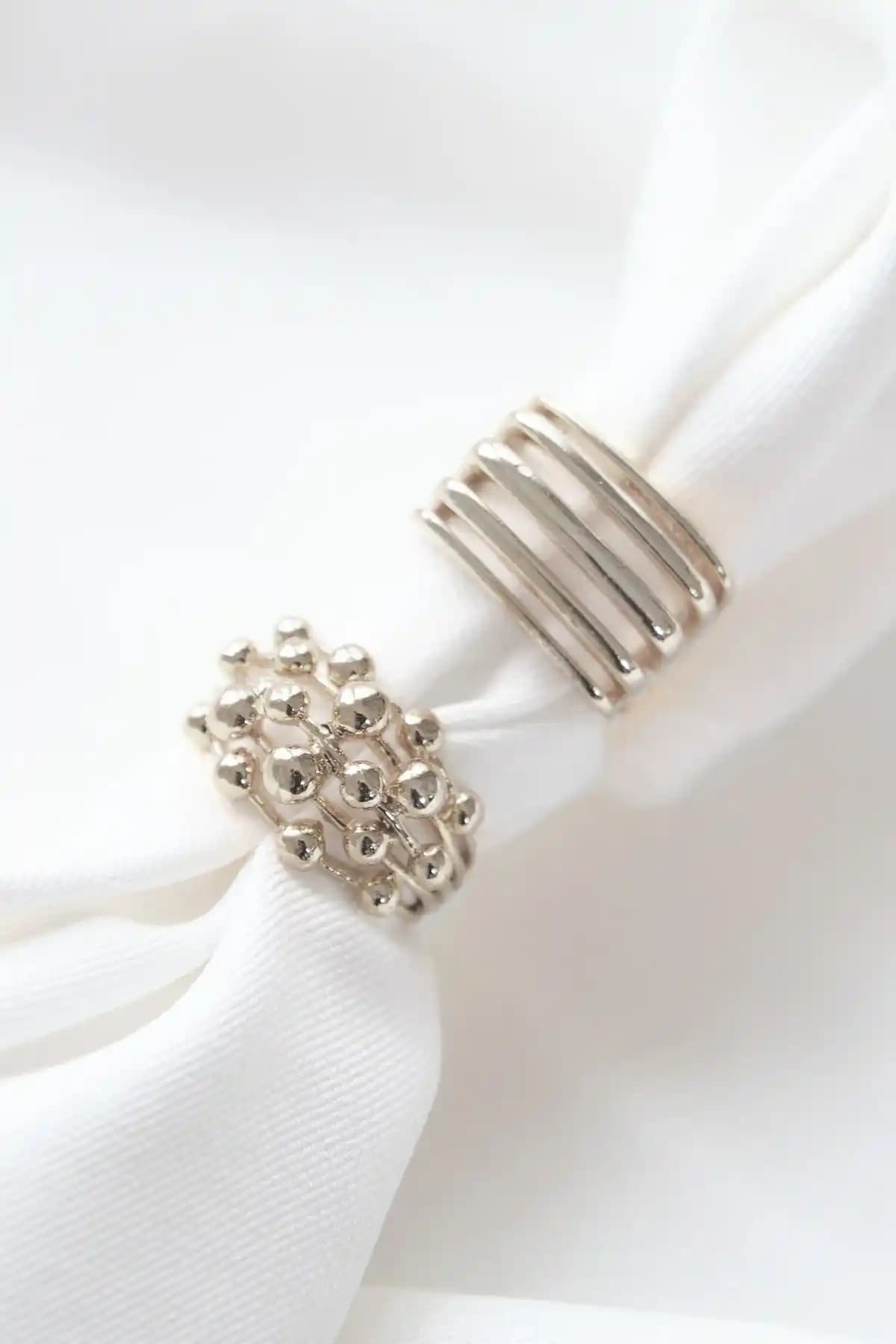 Gümüş Renk Bubble Yüzük Seti: Modern ve Şık Tasarım ile Uzun Ömürlü Takı Seçeneği