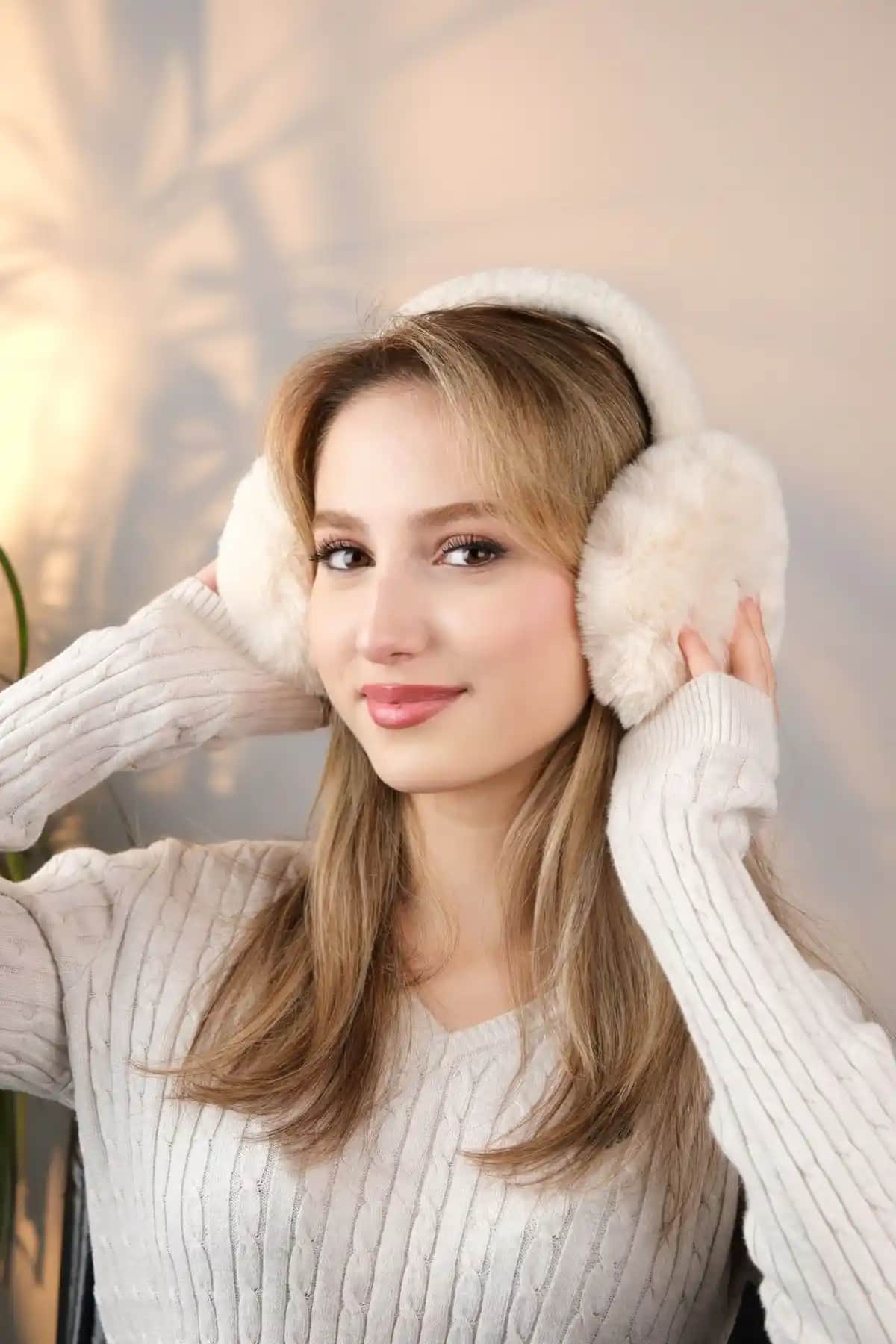 Jack Ferrero Soğuktan Koruyucu Peluş Katlanabilir Kulaklık Detayları ve Kullanım Avantajları