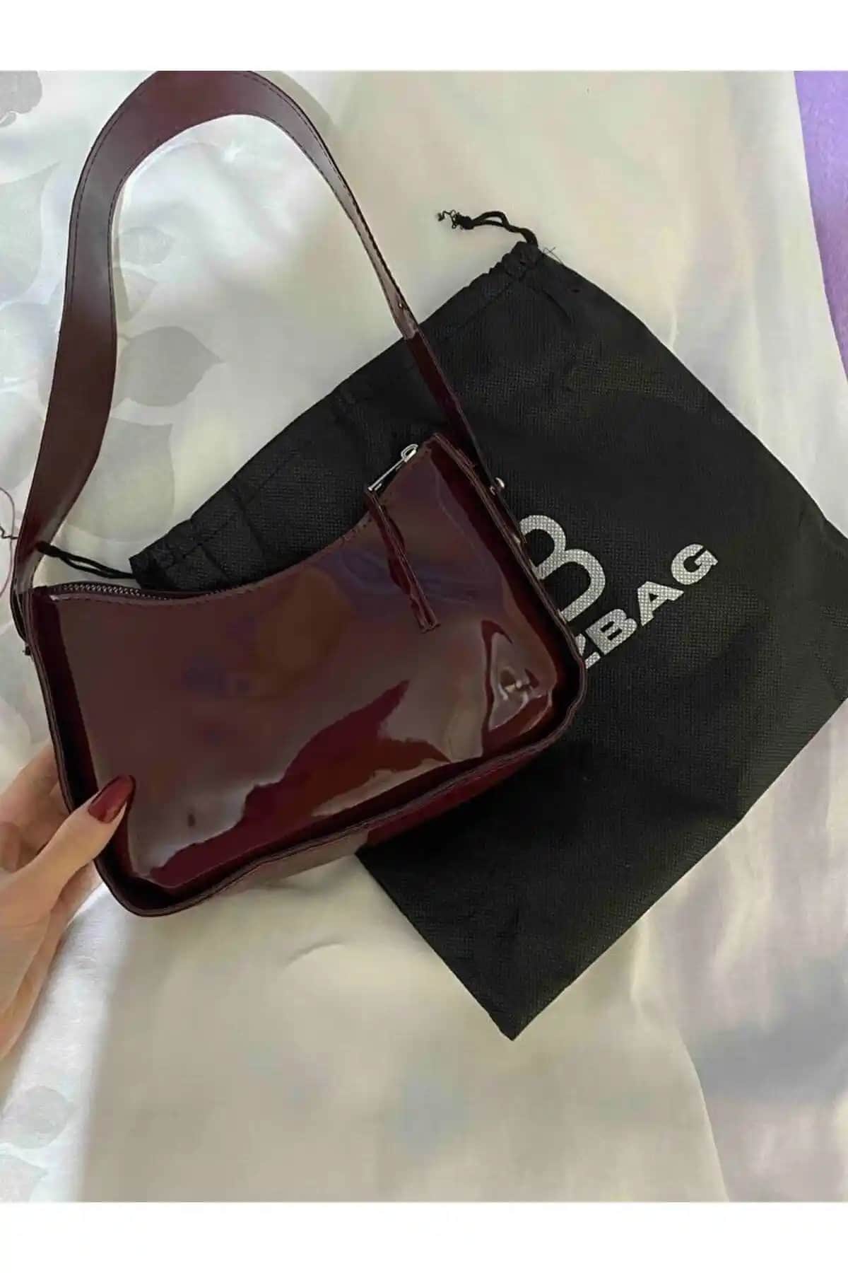 Kadın Baget Çantalar Karşılaştırması: Bag&More ve YMZBAG Modelleri İncelemesi