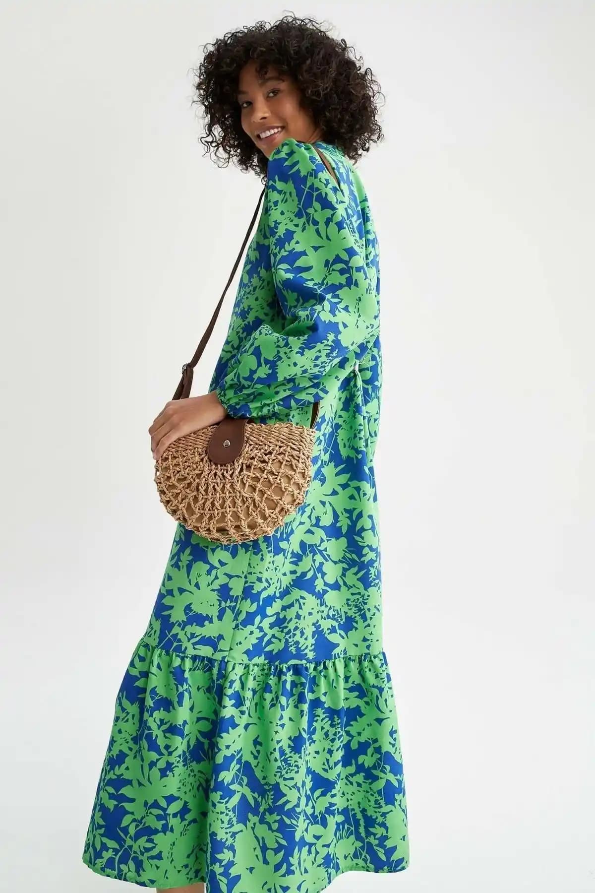 Kadın Çanta Seçenekleri: Defacto Hasır ve Nissea Kanvas Çanta Karşılaştırması