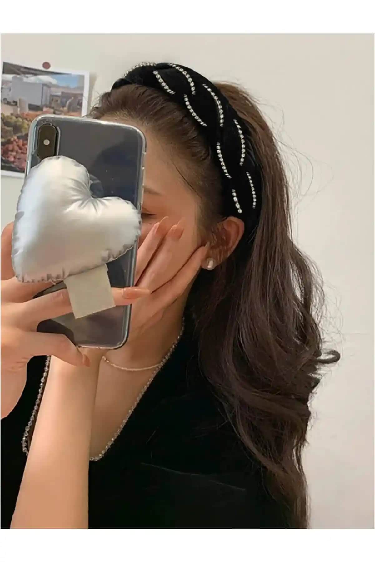 Kadın Taçları Karşılaştırması: Zarif Tasarımlar ve Kullanım Önerileri