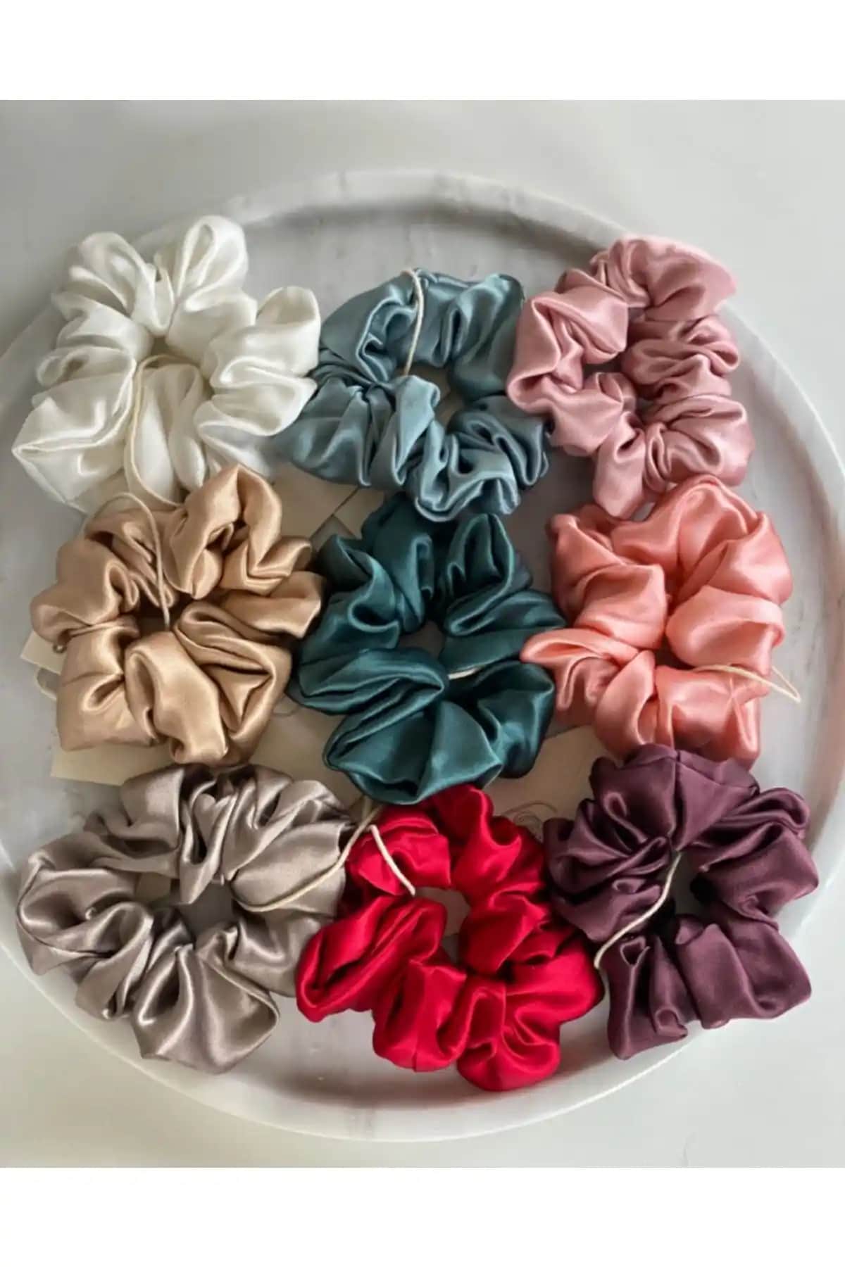 Kadınlar İçin Popüler Toka Setleri Karşılaştırması: Donna Liberta ve Monalisa Ürünleri