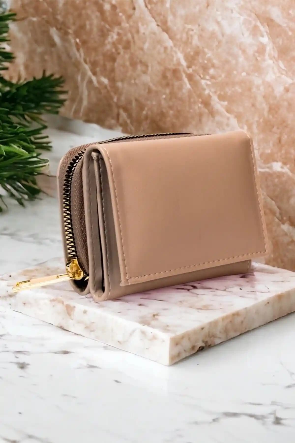 Kadınlar İçin Şık ve Fonksiyonel Fermuarlı Bozuk Para Bölmeli Cüzdan ve Kartlık