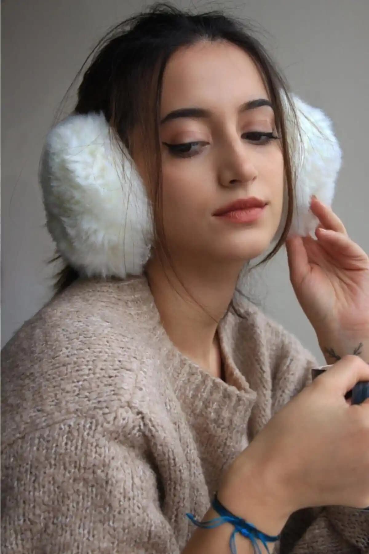 Kış Ayları İçin En İyi Kulaklık Seçenekleri: Çalıkuşu ve Jack Ferrero Karşılaştırması