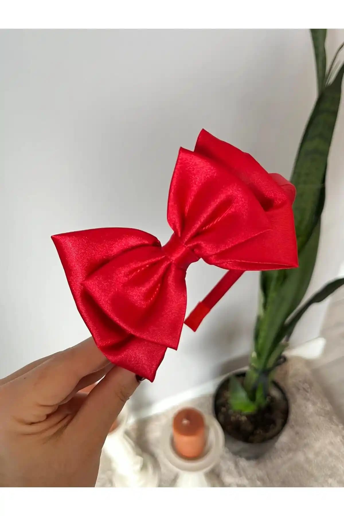 Lohusa ve anne bebek için renkli ve şık taç setleri karşılaştırması