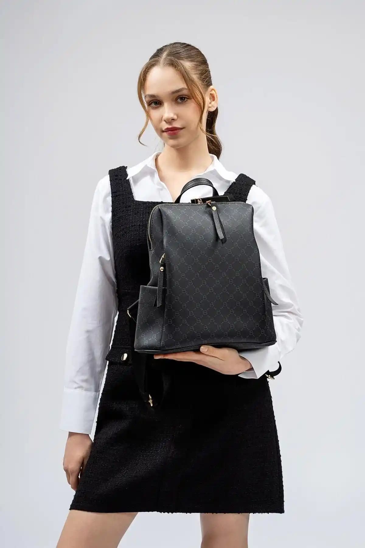 Lucky Bees Desenli Kadın Büyük Boy Sırt Çantası Şık ve Dayanıklı Günlük Kullanım İçin