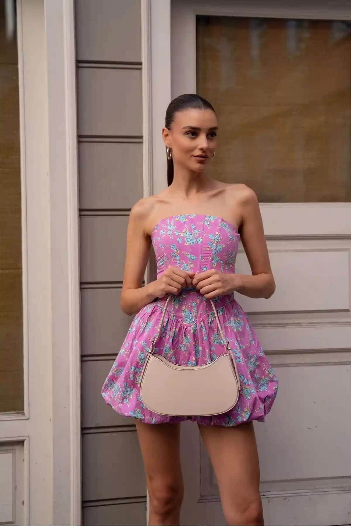 Madamra Kadın Baguette Çantaları Karşılaştırması: Krem ve Siyah Kroko Modelleri