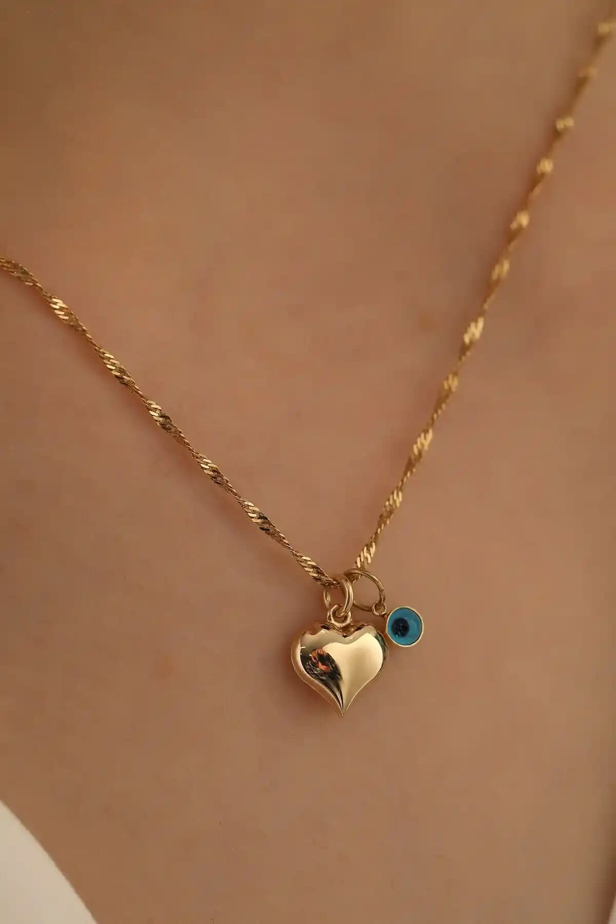 Milet Kuyumculuk'un 14 Ayar Altın Kalp Göz ve Singapur Zincir Kolyesi İncelemesi