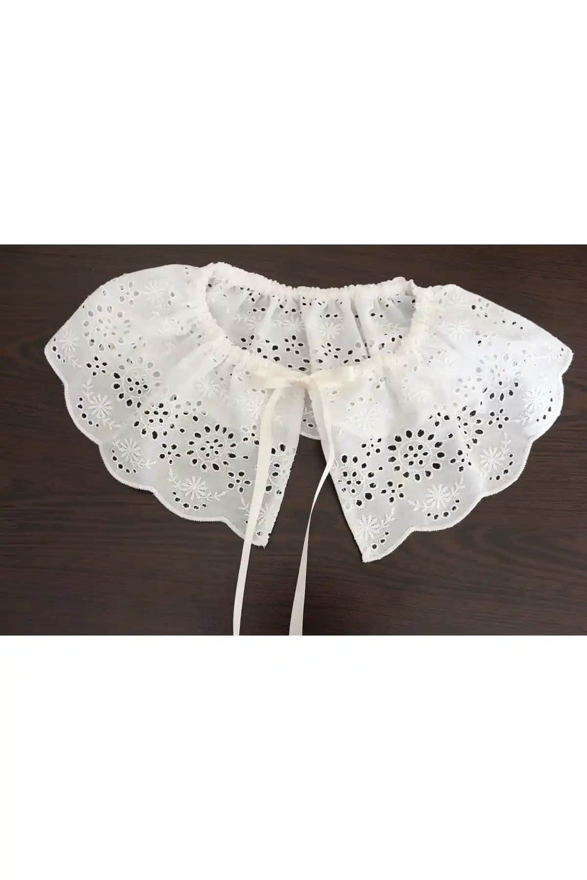 Modern ve Şık Seyyar Fisto Yakalık - Günlük Kullanım İçin Pratik Aksesuar