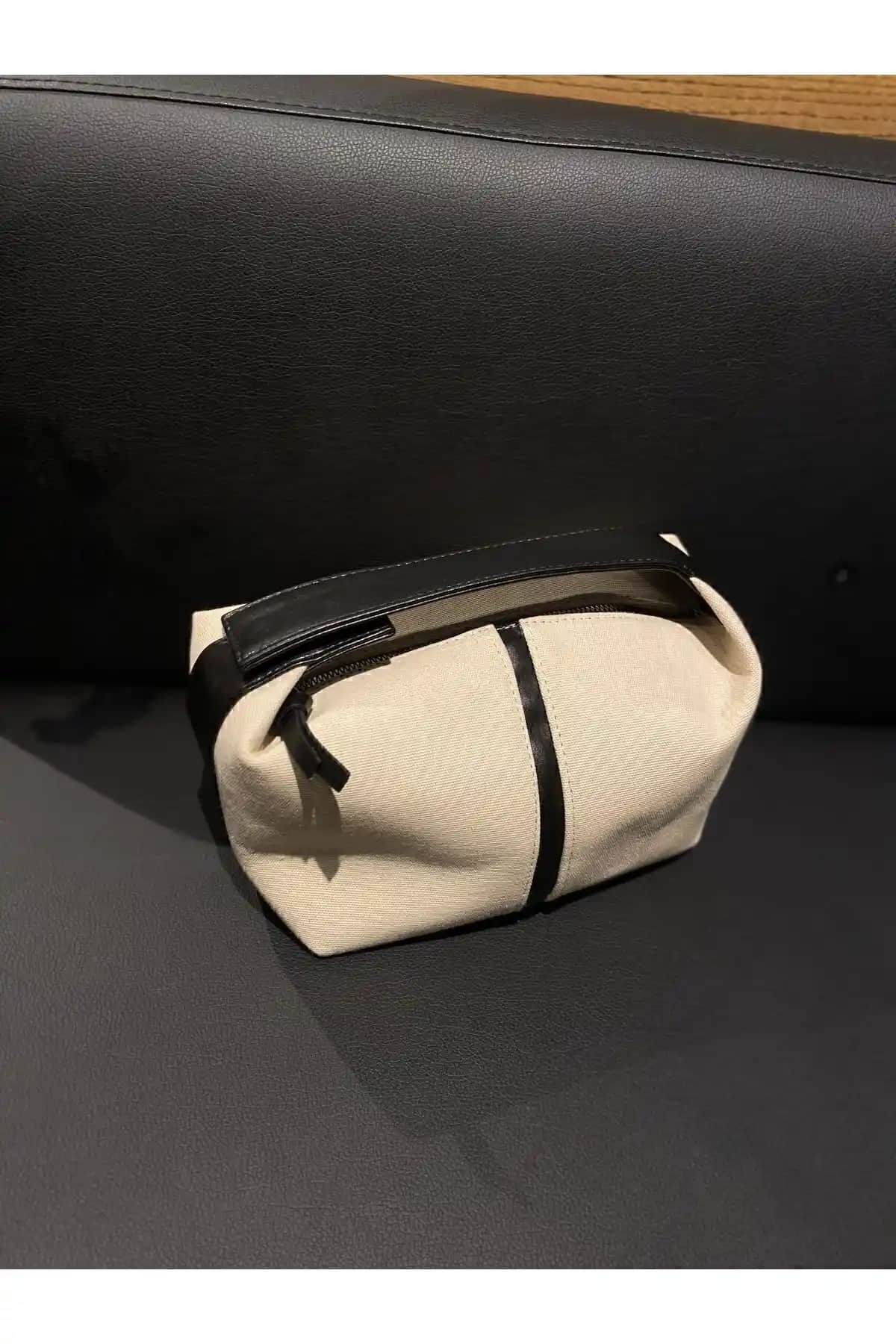 NİSSEA Kadın Krem Siyah Archi Kanvas Çanta Şık ve Dayanıklı Günlük Kullanım İçin