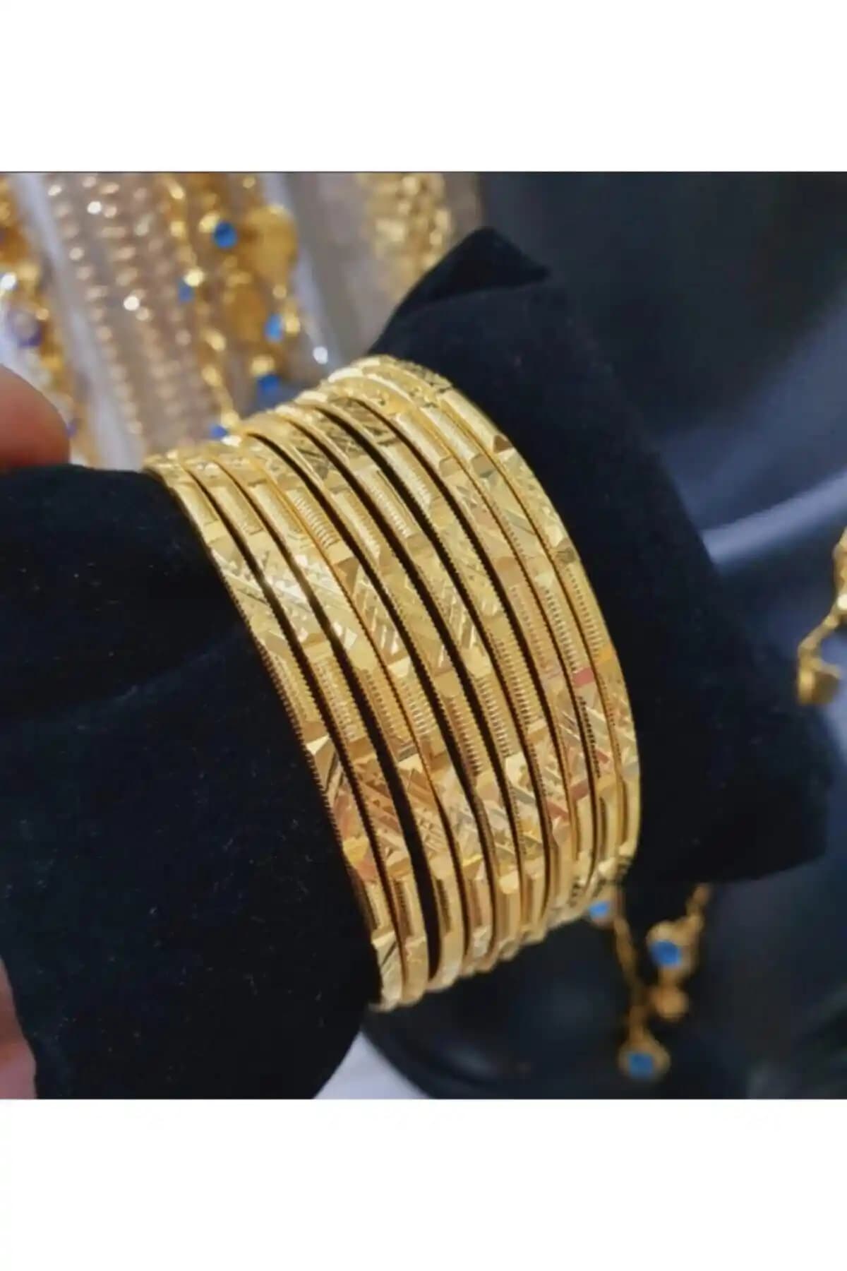 Parlak ve Şık Barış Gold 22 Ayar Altın Kaplama Desenli Ajda Bilezik