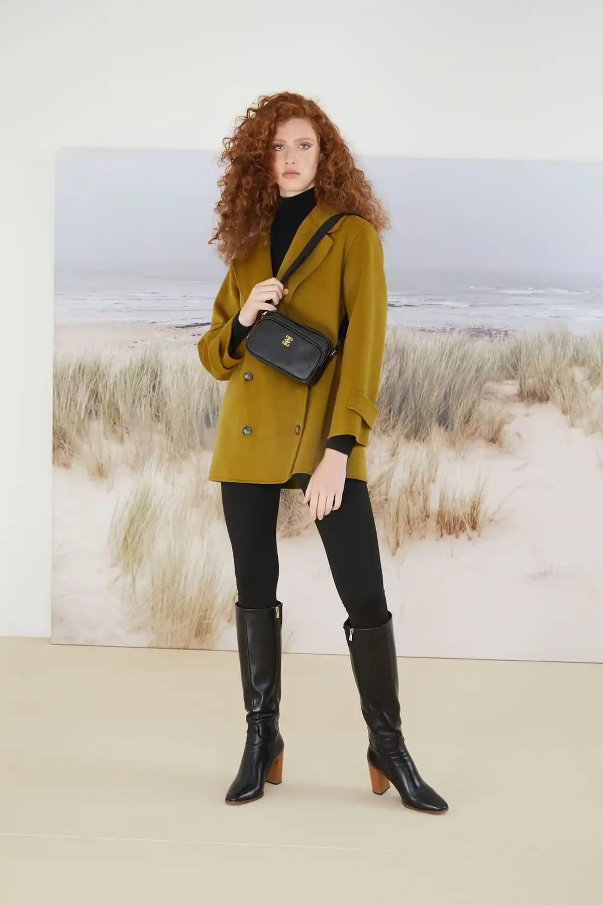 Pierre Cardin Siyah Floater Kadın Omuz Çantası Şık ve Kullanışlı Tasarımıyla Günlük Hayata Uygun