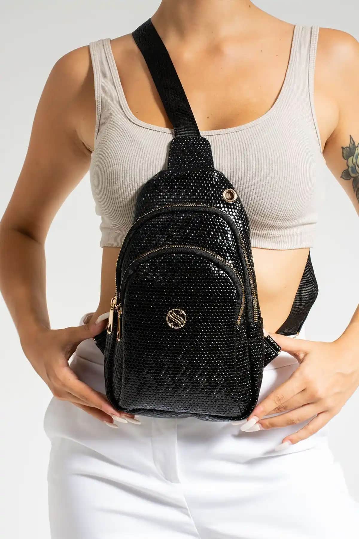 Sanmorris Siyah Damla Desen Bel Çantası Şık ve Kullanışlı Tasarım Özellikleriyle