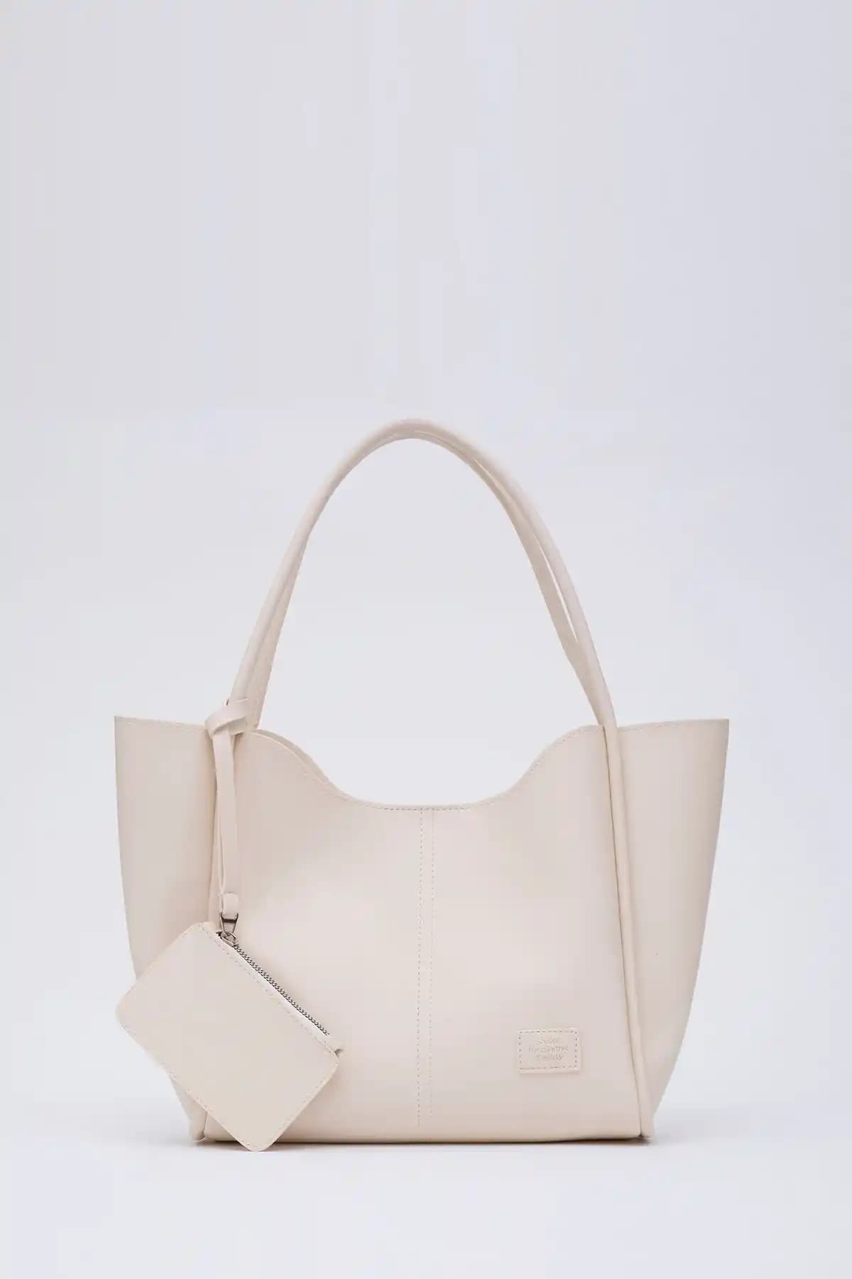 Shaka Krem SHK108 ve SHK79 Çanta Karşılaştırması: Özellikler ve Kullanım Avantajları