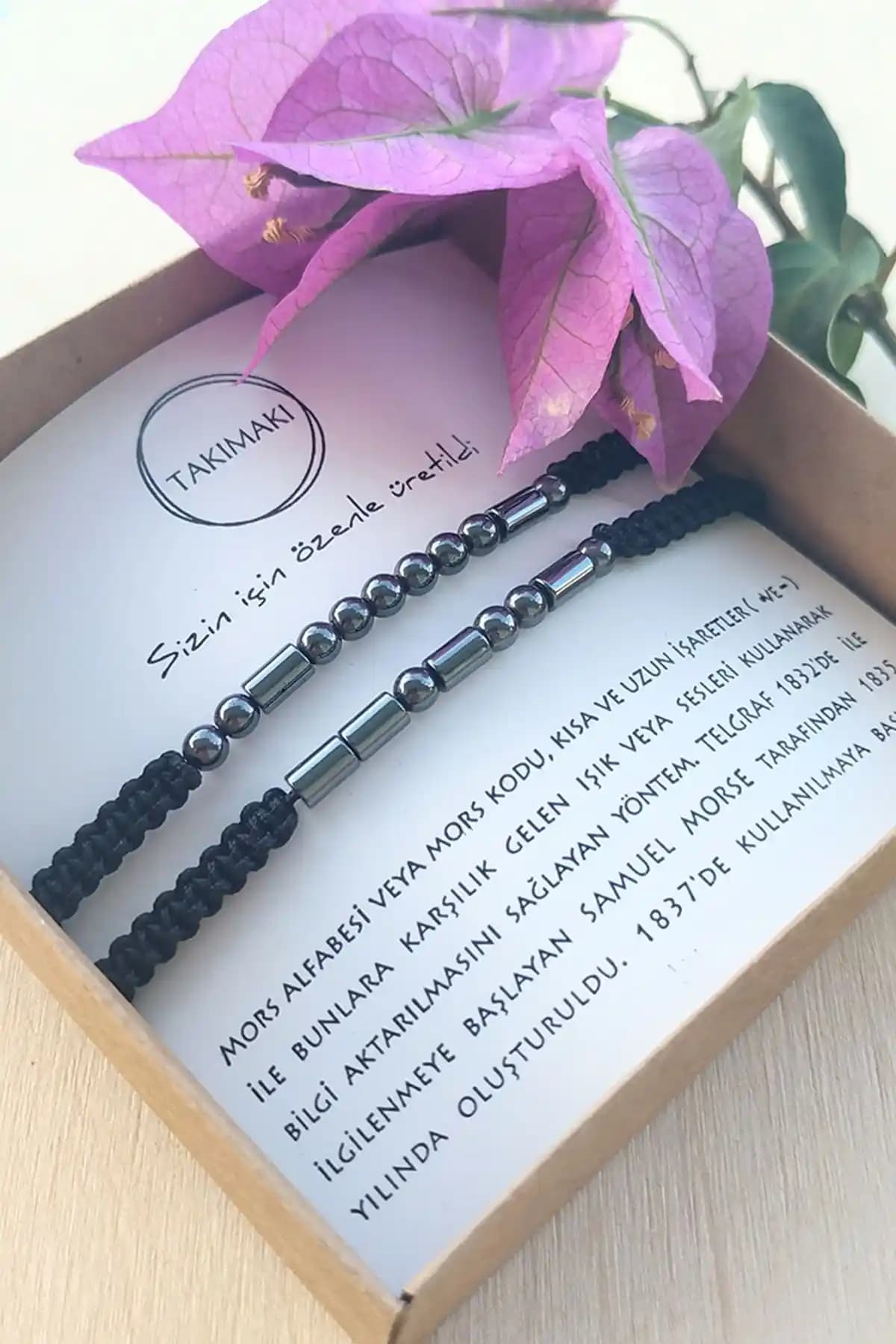 Takımaki Mors Alfabesi Bileklik: Doğal Taş ve Anlamlı Tasarım Özellikleri
