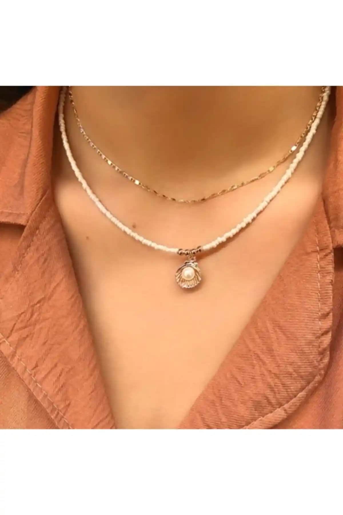 Takıtarzım Deniz Kabuklu Kum Boncuklu 2'li Kolye: Zarif ve Doğal Bir Aksesuar Seçeneği