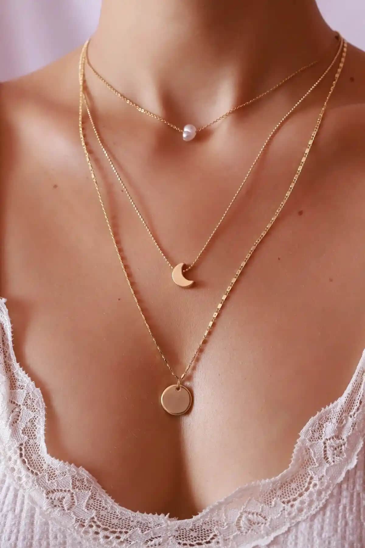 Takıtarzım Kombin Kolye: Zarif ve Dayanıklı Altın Renkli Pirinç Tasarım