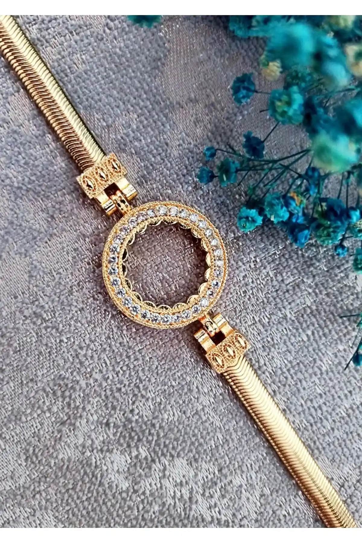 Tarz Takı Çeyrekli Bileklik: Modern ve Şık Tasarımıyla Günlük Kullanım İçin Uygun