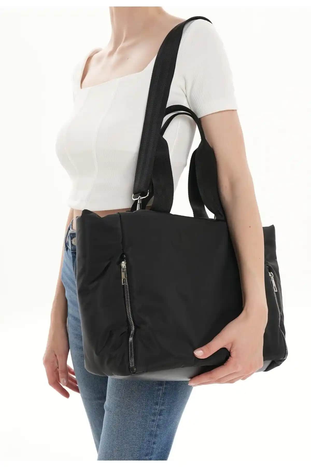 WITH-W Kadın Çantaları Karşılaştırması: Ella ve Tedi Modellerinin Özellikleri ve Kullanıcı Yorumları