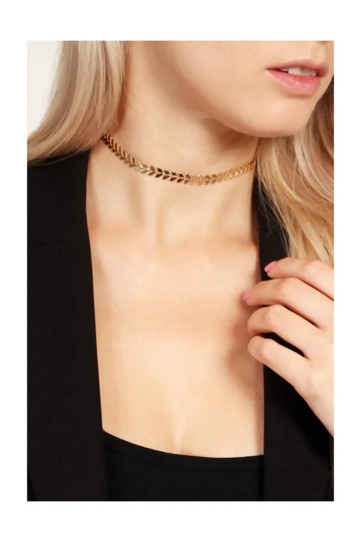 X-Lady Accessories Happy Balık Sırtı Zincir Tasma Kolye: Şıklık ve Zarafetin Modern İfadesi