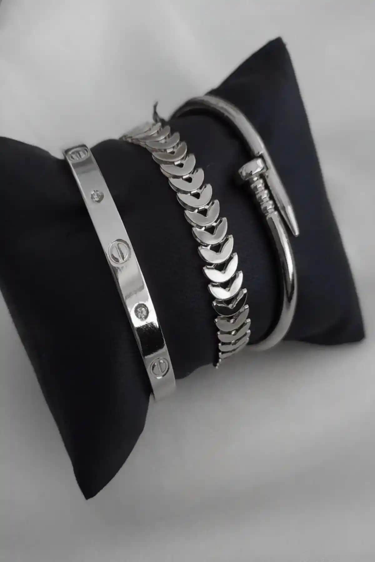 X-Lady Aksesuarları Kadın Güçlü Kaplama Taşlı Kelepçe ve Bileklik Modelleri