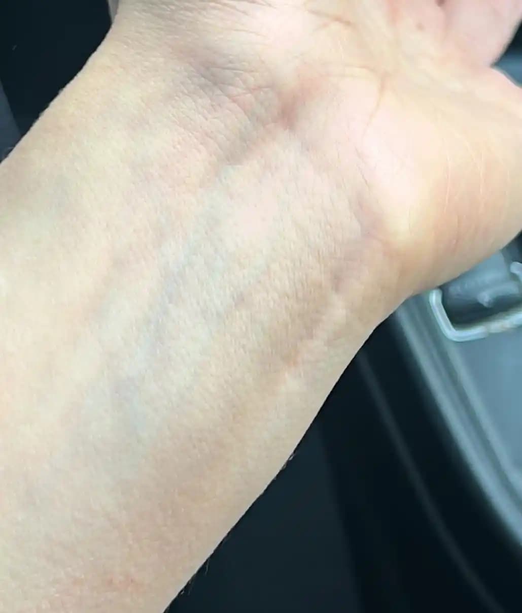 Cilt Alt Tonu Nedir? Soğuk ve Nötr Alt Tonların Makyajda Önemi ve Belirlenmesi