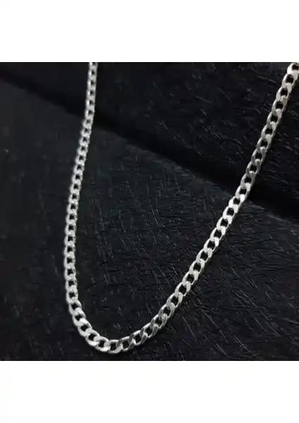 925 Ayar Güçüş Erkek Kolye Karşılaştırması: Dayanıklılık ve Tasarım Farklılıkları