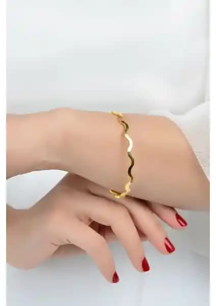 Altın Ürünleri Karşılaştırması: Yatırım ve Takı Amaçlı Altın Seçenekleri