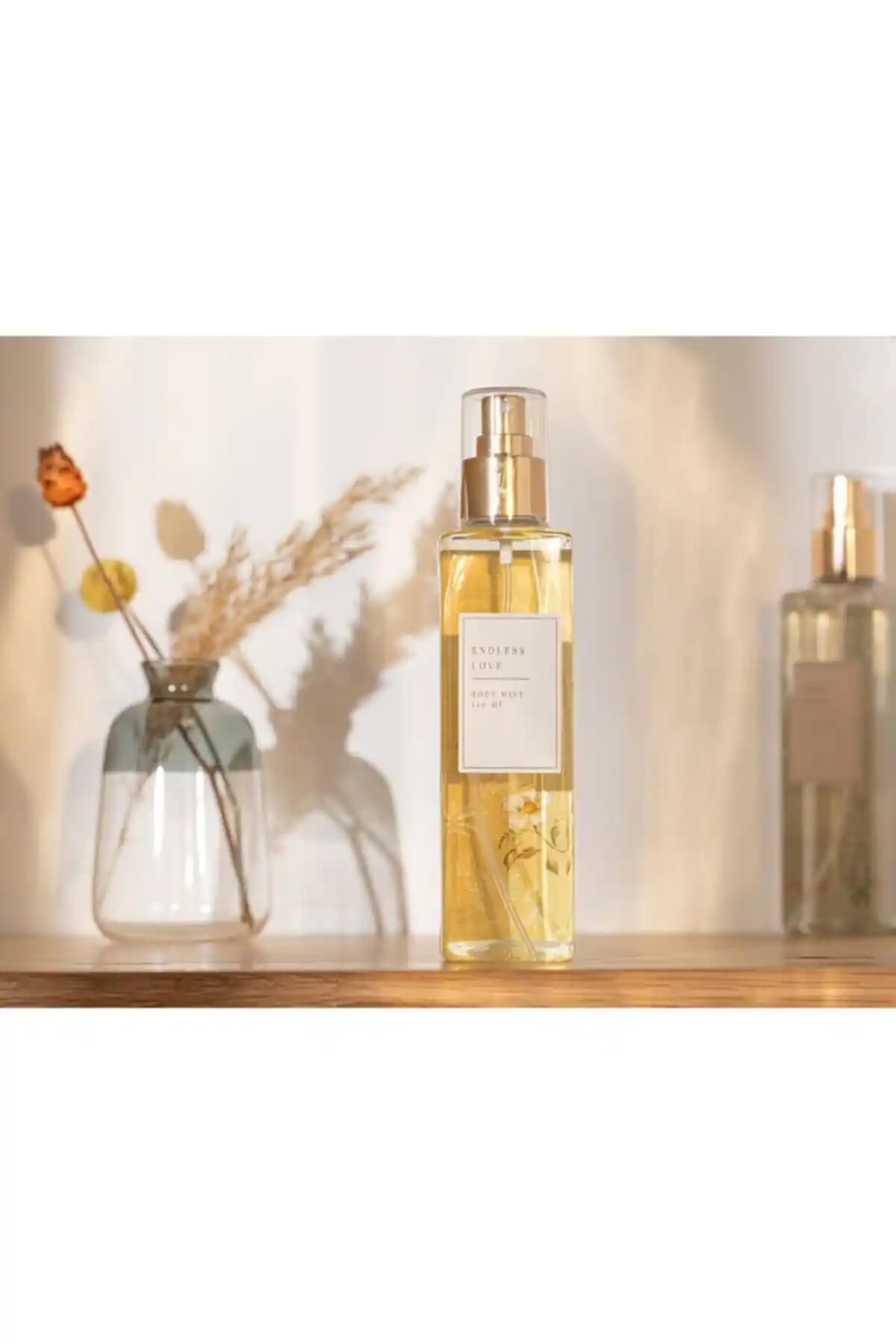 English Home Endless Love Kokulu Body Mist 250 Ml Ferahlatıcı ve Şık Tasarım