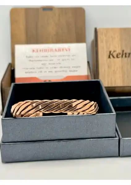 Kehribarevi Ereğli Ezme Model Saf Bakır Bileklik: Estetik ve Enerji Dengeleyici Takı Seçeneği
