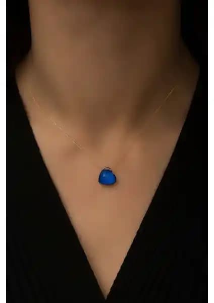 Papatya Silver Renk Değiştiren Doğal Taşlı Kalp Kolye ile Şıklığınızı Yansıtın