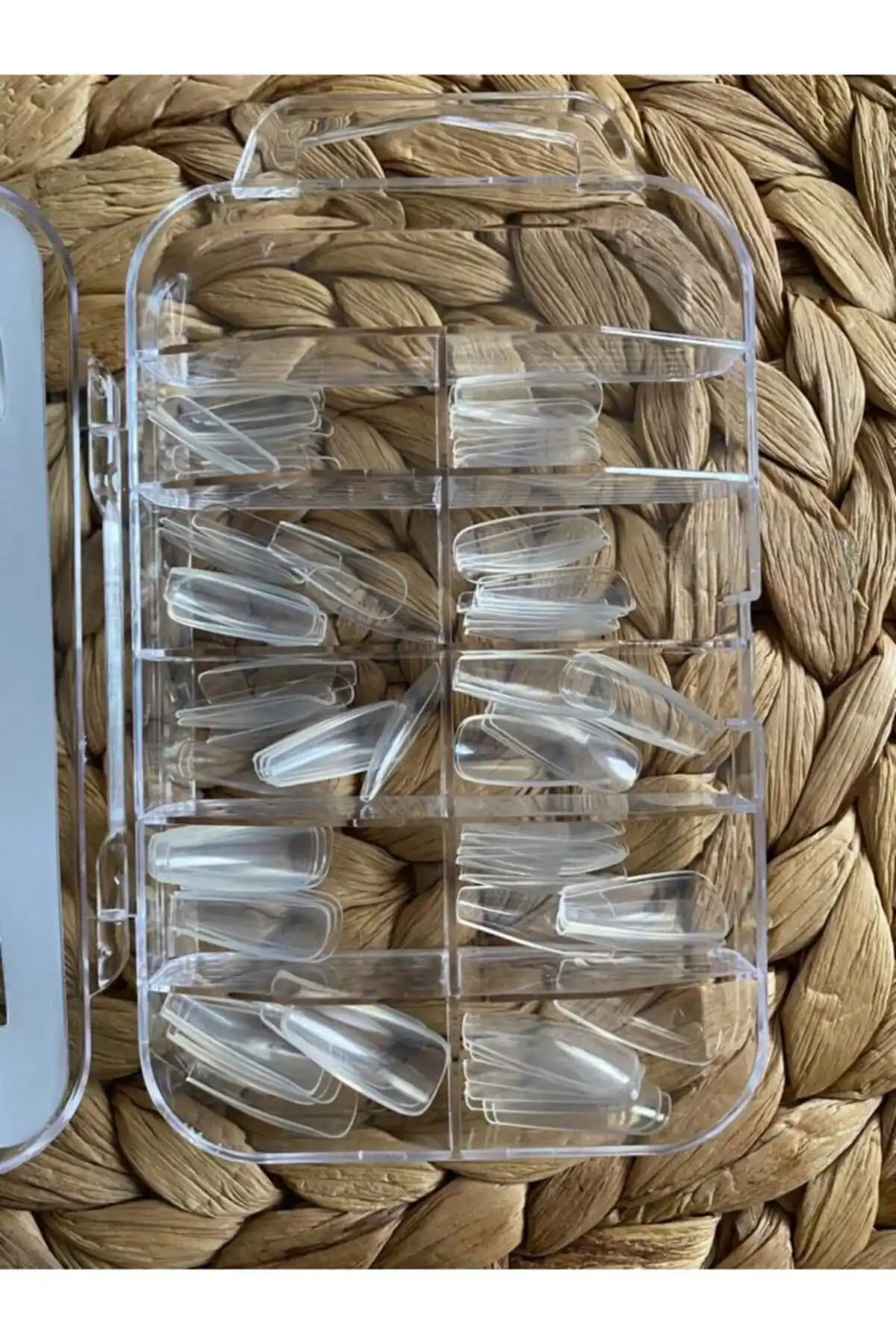 SYBELLE Kozmetik 100 Adet Takma Tırnak Seti Doğal ve Rahat Kullanım İçin Uygun