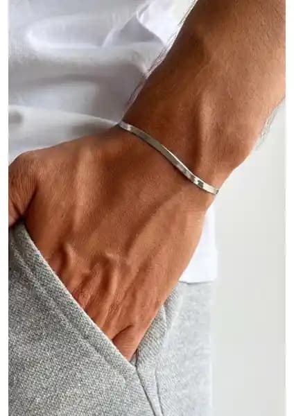 The Collection Unisex Çelik Bileklikleri Karşılaştırması: Tasarım, Dayanıklılık ve Kullanıcı Deneyimleri