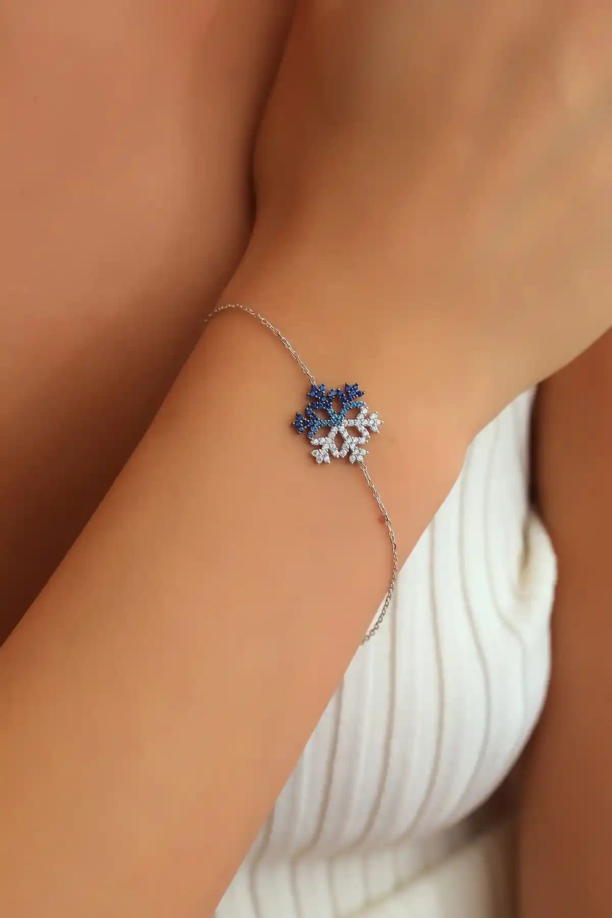 925 Ayar Gümüş Bileklikler Karşılaştırması: Bilsen Store ve Lovera Jewellery Ürünleri