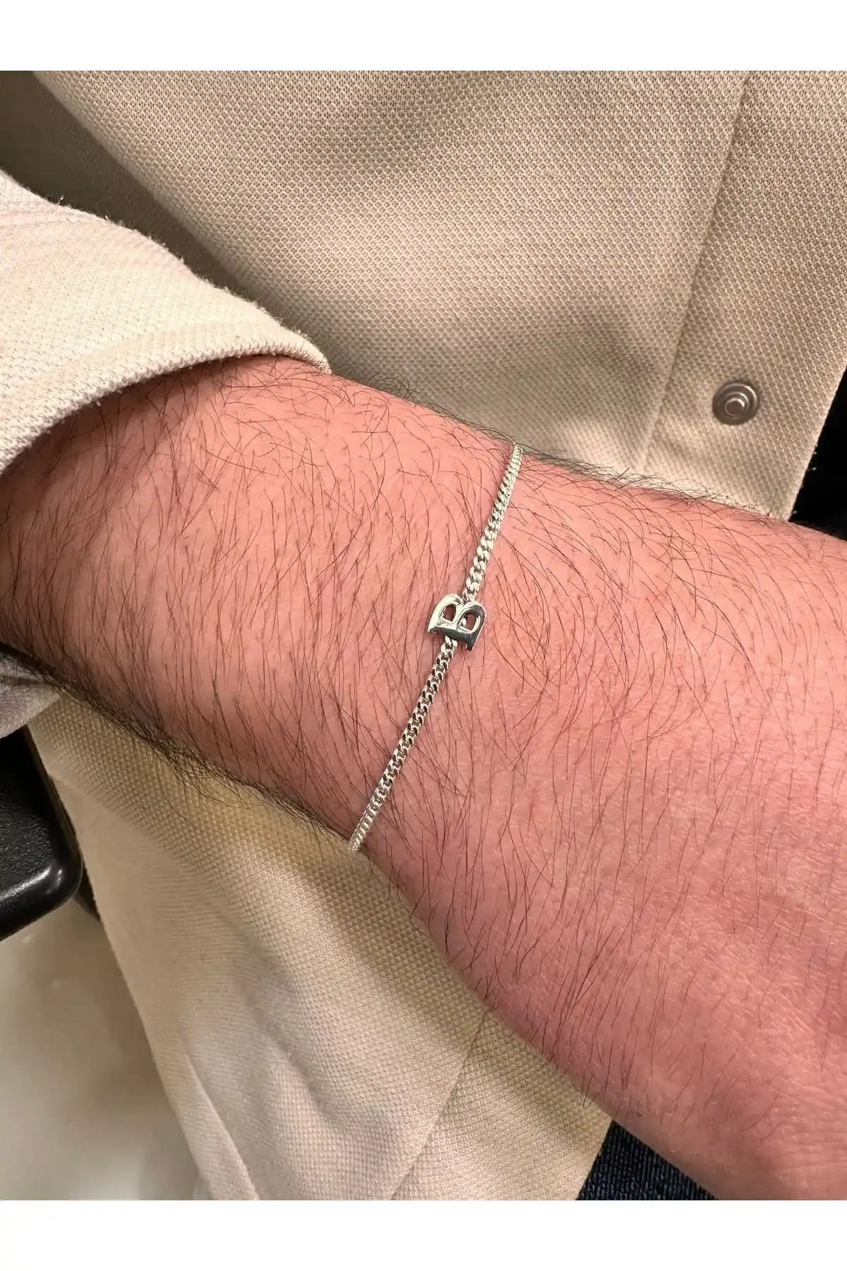 925 Ayar Gümüş Güüş Bileklik: Şıklık ve Dayanıklılığı Bir Arada Sunan Kişisel Aksesuar