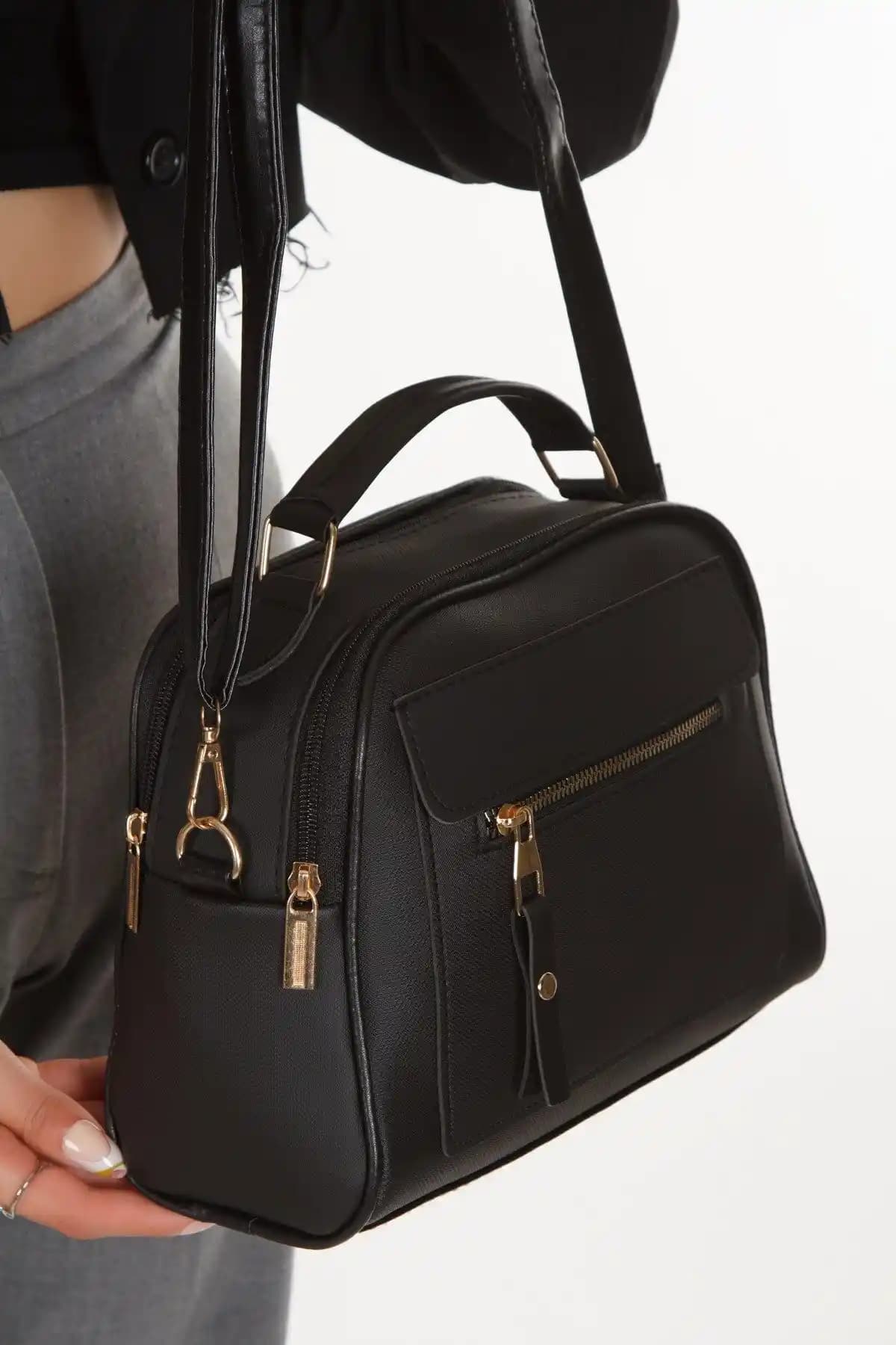 Adelina Bags Kadın Çantaları Karşılaştırması: Şık ve İşlevsel Modellerin Detaylı İncelemesi