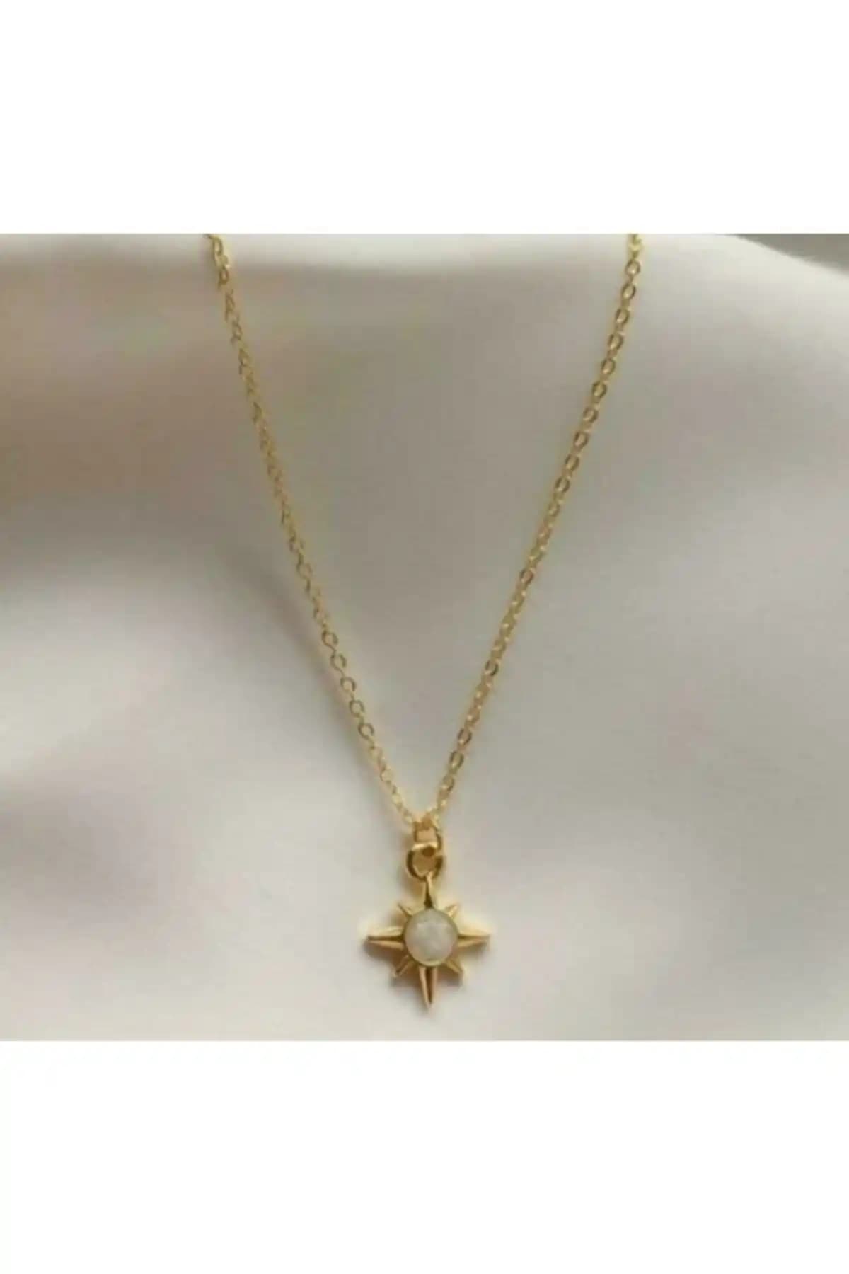 Asia Chic Sedefli Güneş Kolye ve Mercy Aksesuar Kan Altın Kaplama Kolye Karşılaştırması