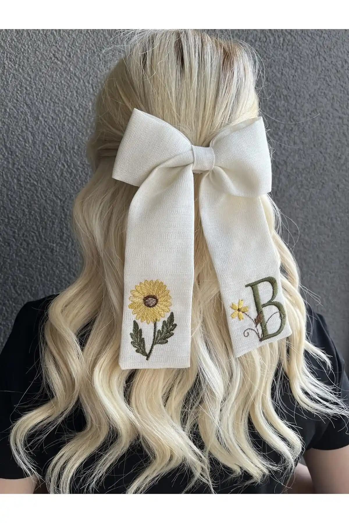 Asyakuş Fiyonk Toka Karşılaştırması: Ayçiçeği ve Kiremit Nakışlı Modellerin Detaylı İncelenmesi