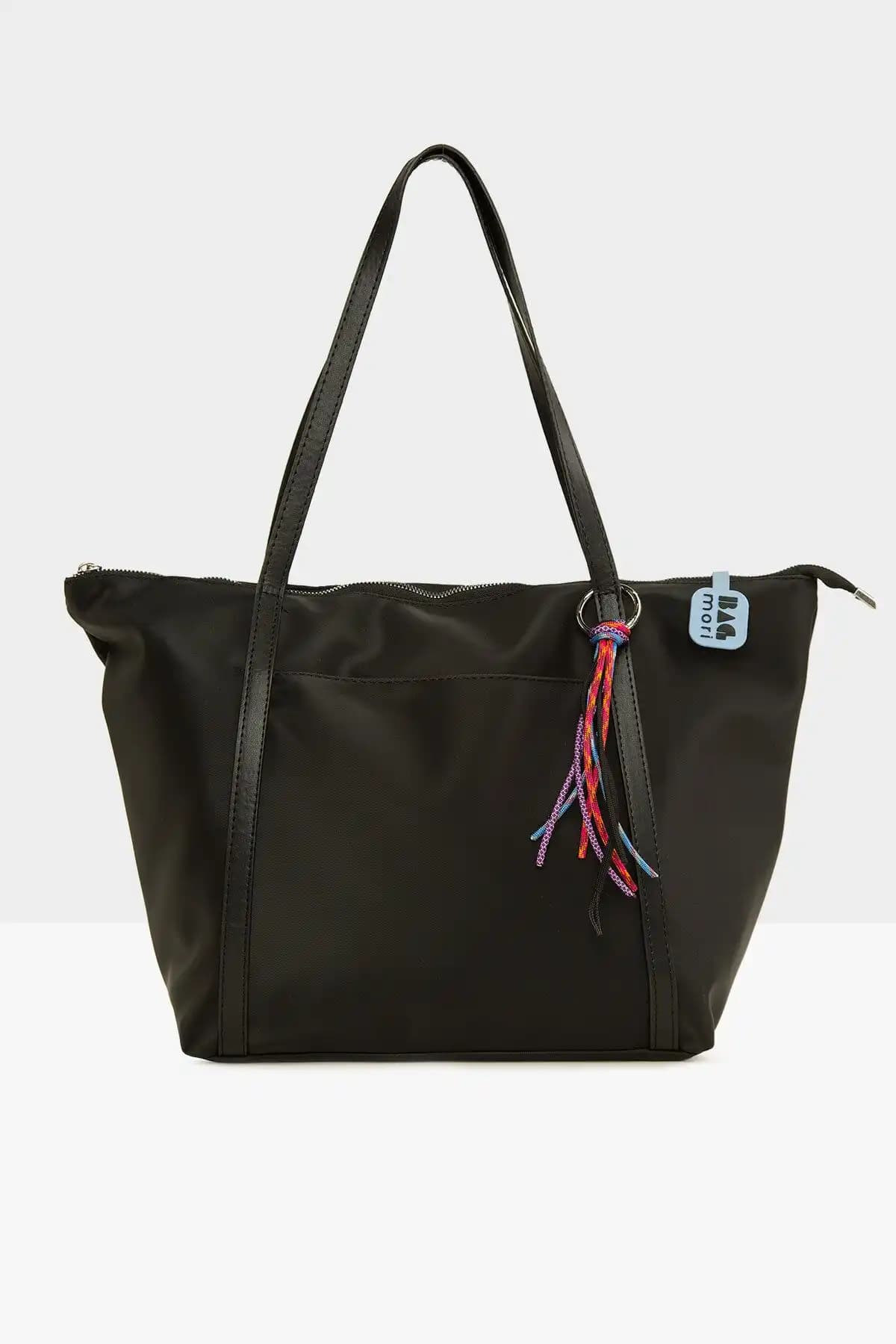 Bagmori ve Pull & Bear Tote Çantalar Karşılaştırması Günlük Kullanım İçin Uygun Modeller 1