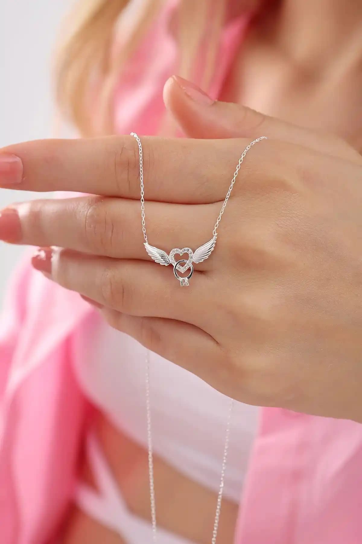 Bilsen Store Kadın 925 Ayar Gümüş Zincirli Melek Kanatlı Kalp Tek Taş Kolye