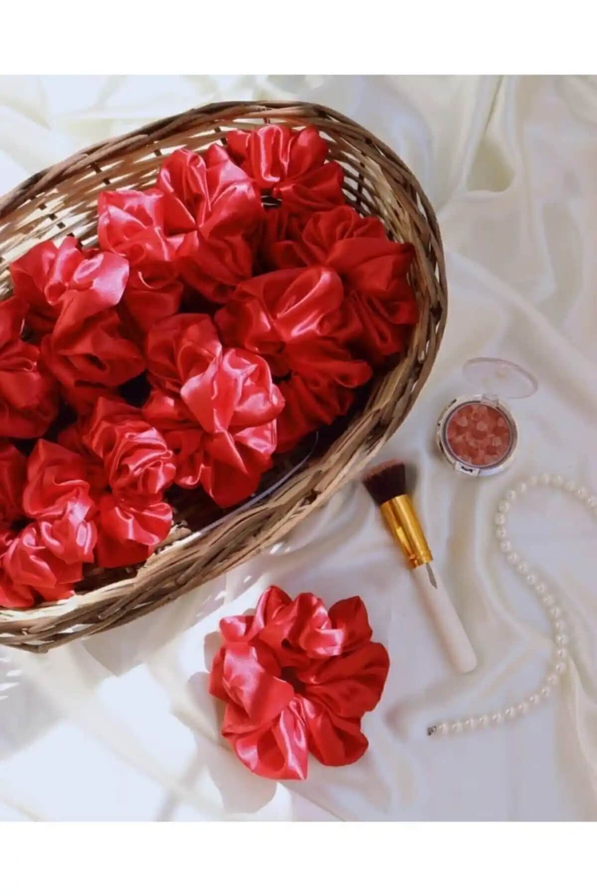 Bornie Kına Nişan Düğün Simit Tokası Seti: Şık ve Fonksiyonel Kına ve Düğün Aksesuarları