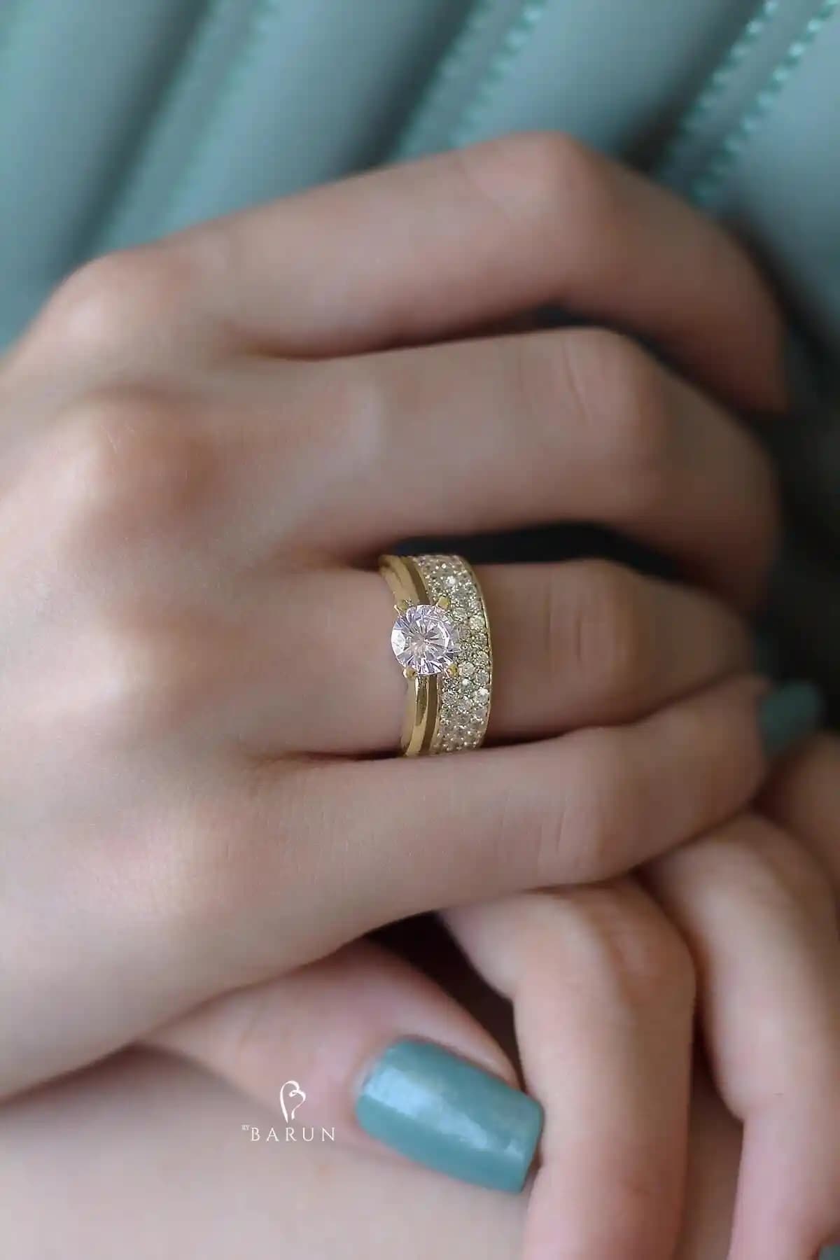 By Barun Silver Tektaş Yüzük: Zarif ve Modern Tasarım ile Şıklığın Temsilcisi