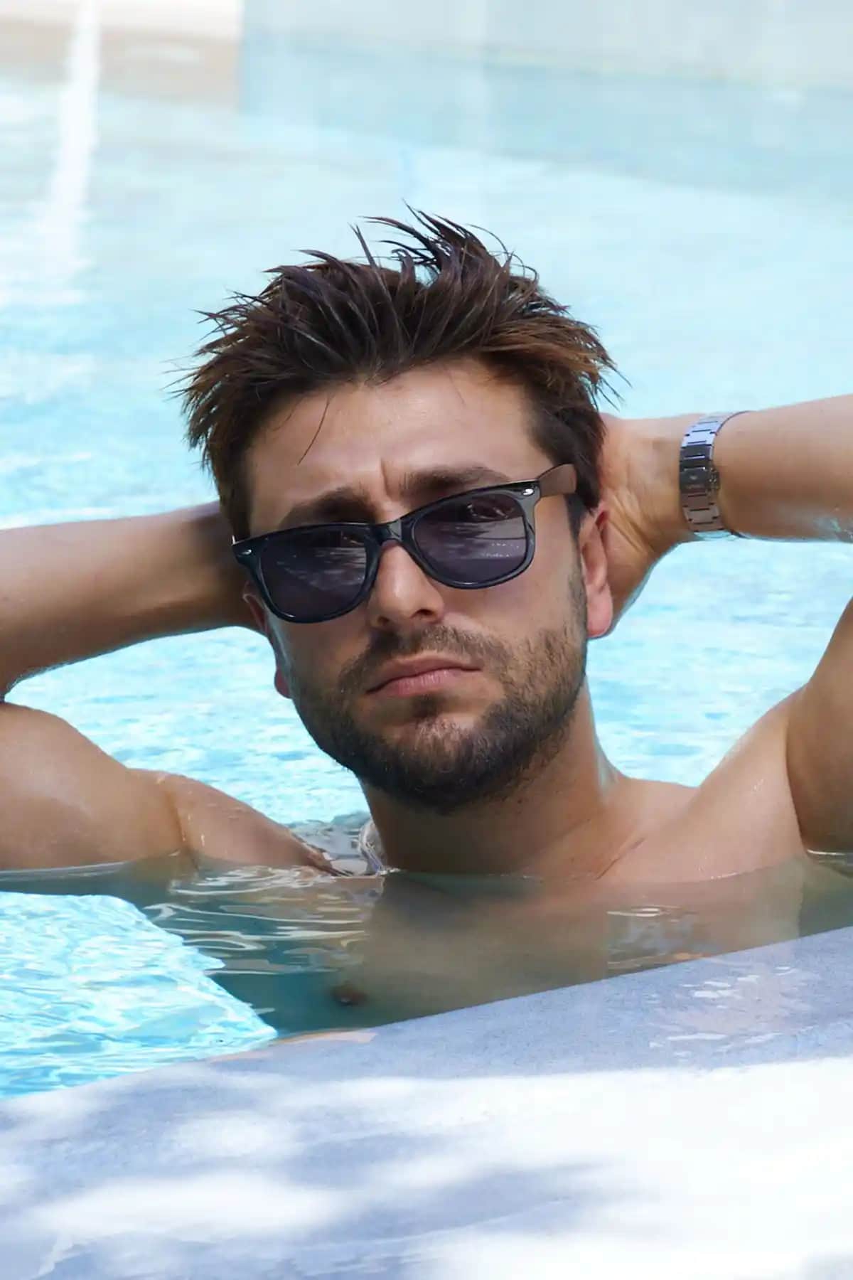 By Harmony Siyah Unisex Güneş Gözlüğü: Şık ve Koruyucu Tasarım ile Günlük Kullanım