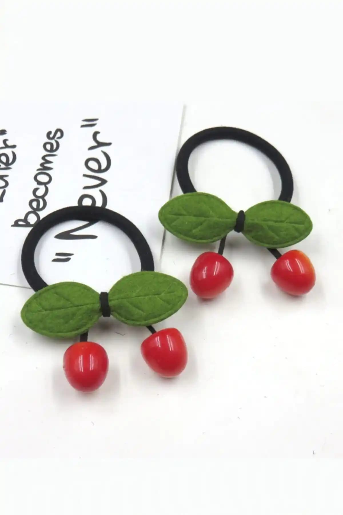 C&E Design Kız Çocuk Kiraz Desenli 2'li Lastik Toka Seti Renkli ve Pratik Saç Aksesuarı